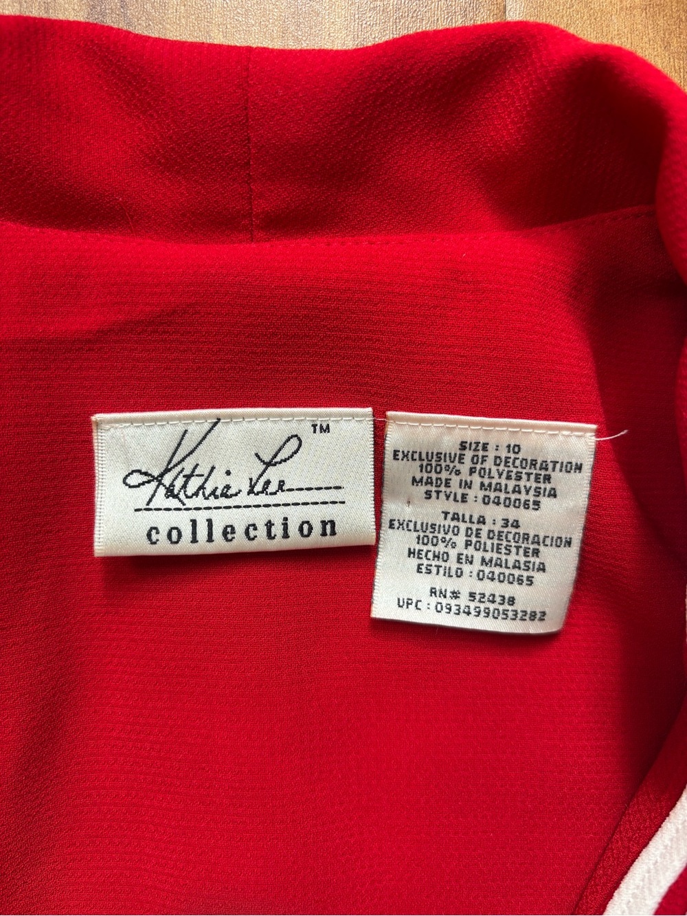 Vintage Red Midi Dress with White Trim - Picture 5 of 10